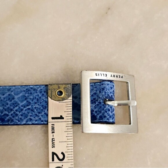 Perry Ellis Snakeskin embossed blue leather belt L - Picture 6 of 7